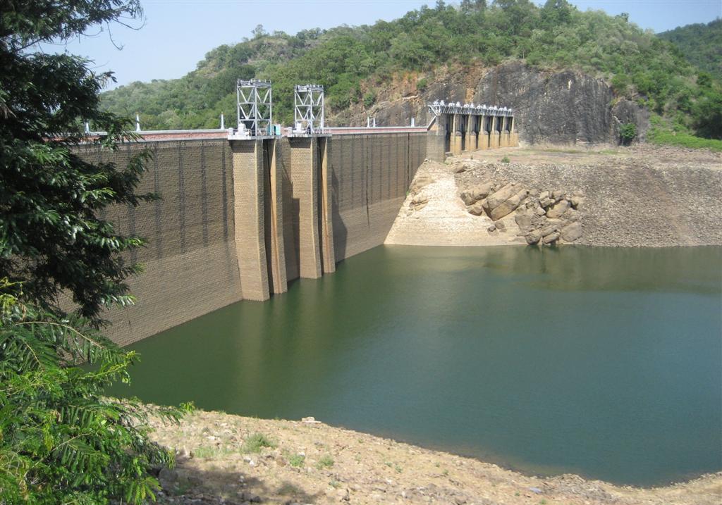 Karaiyar-Dam